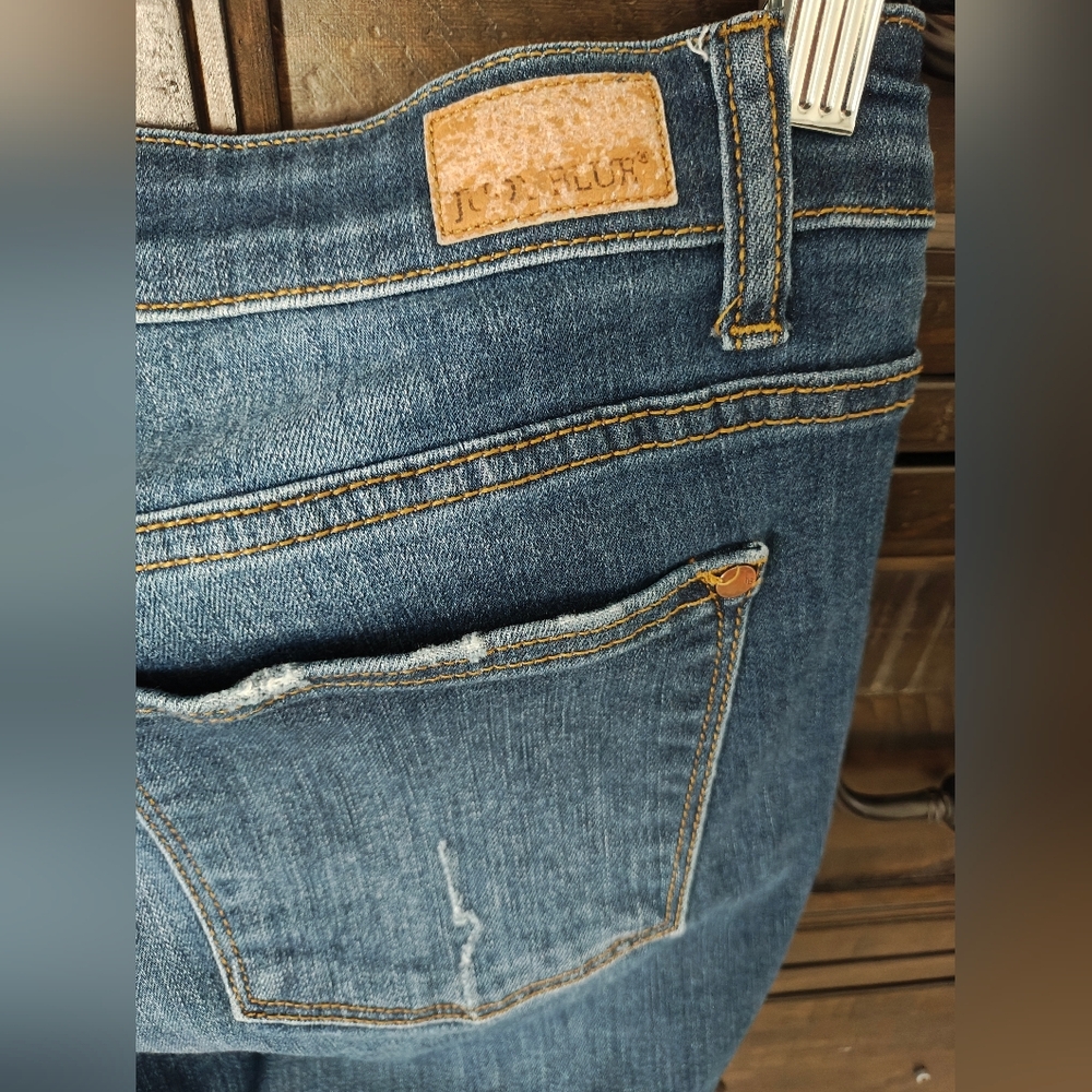 Judy Blue Indigo Blue Women's Jeans - Picture 7 of 9